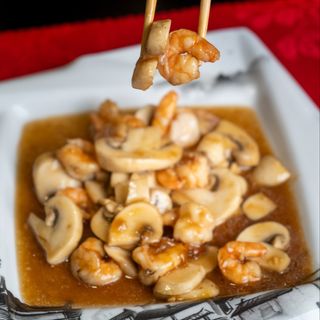 48. Gambas con champiñones