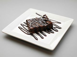 browni amb gelat de vainilla