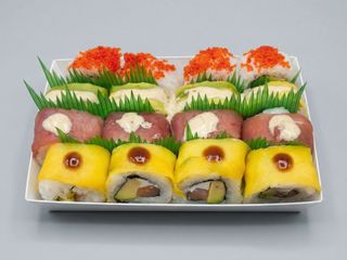Bandeja sushi variados (16uds)
