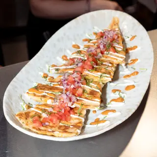 Quesadilla Lomi Lomi