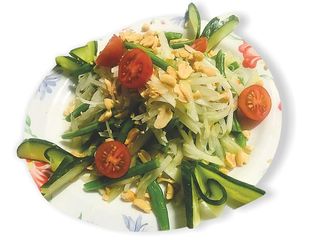 Ensalada Papaya Verde