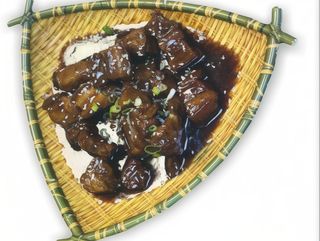 terneras guisada en salsa soja y nabo