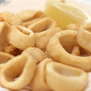 Calamar de portera rellenos de morcilla