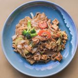 Pad Si-Ew (A elegir Proteina)