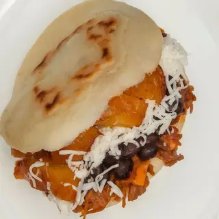 Arepa pabellón margariteño