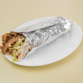 Lahmacun + Kebab + Patatas Fritas (2 uds)