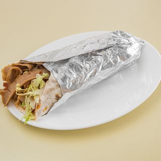 Lahmacun + Kebab + Patatas Fritas con Carne Kebab (2 uds)