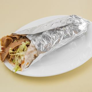 Lahmacun (2 uds) + Patatas Fritas (2 uds)