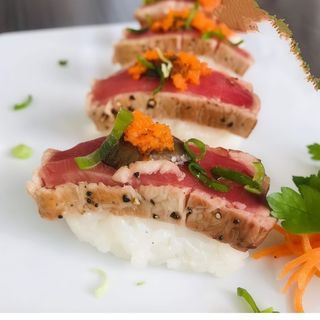 97. Tataki De Atún Al Nigiri (4 Uds.)