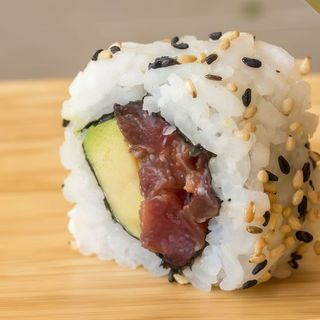 28. Spicy Tuna Crunch (4 Uds.)