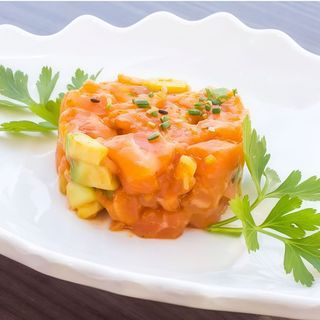 44. Tartar De Salmón