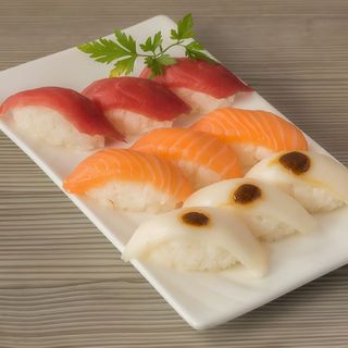 Bandeja Nigiri Lover (12 Uds.)