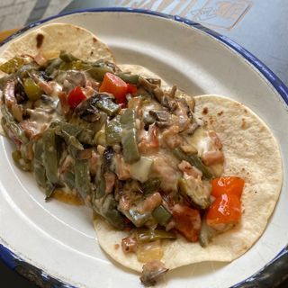 Alambre de nopales y champiñones (3 uds.)