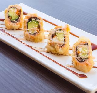 93. Diamante, Huevas De Salmón Y Queso (4 Uds.)