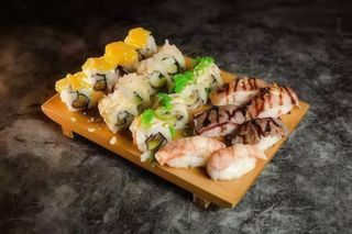 Bandeja Asian Lover (18 Uds.)