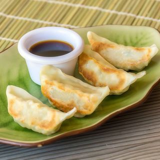 61. Gyozas De Pollo (4 Uds.)
