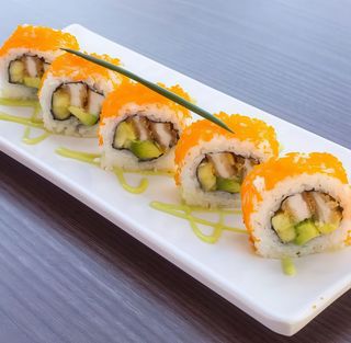 83. Maki Pollo Y Queso (8 Uds.)