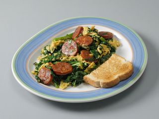 Revueltos De Grelos Con Chorizo