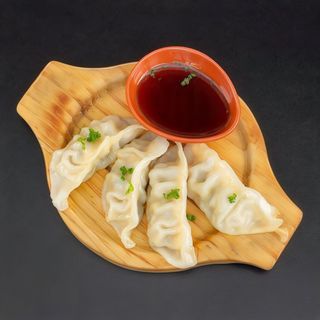 Gyoza de pollo con shitake (4pieza)