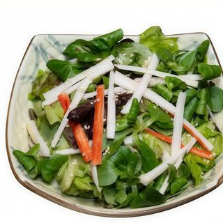 Ensalada Con Surimi Y Sésamo