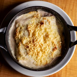 Canelones de setas y trufa