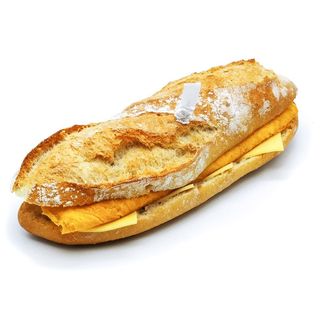 Bocadillo de Tortilla Francesa con Queso
