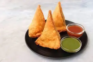 Samosa (4 Uds.)