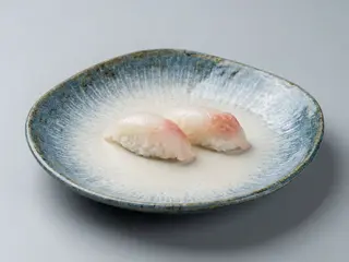 60. Nigirizushi Tai De Dorada (2 Uds.)