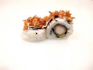  59 Pollo Tempura Cebolla California Roll Salsa Teriyaki (8 Pzs.)