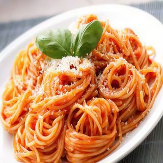 Espaguetti con Tomate