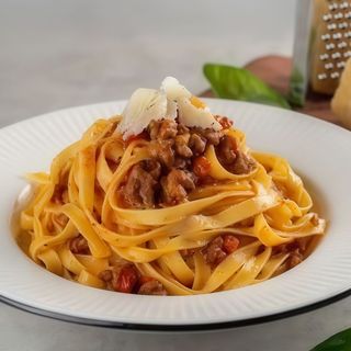 Fettuchine a la Boloñesa