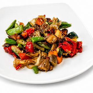 SALTEADO DE VERDURAS CON SOJA Y SEMILLAS DE SESAMO