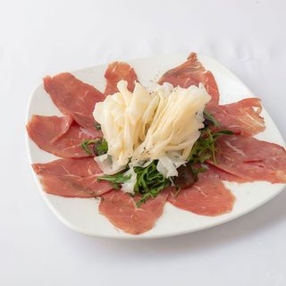 Carpaccio di carne salada della val di non
