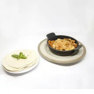 Cazuelita de Cerdo Pastor con Queso