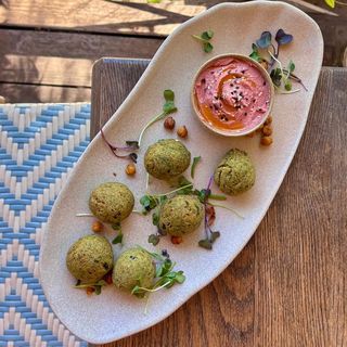 Spinach Falafel & Red Hummus