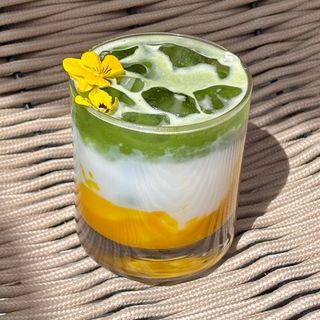 Iced Mango Matcha