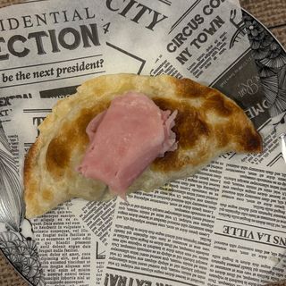 Empanadilla de Jamón York y Queso