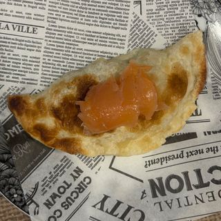 Empanadilla de Salmón y Gorgonzola