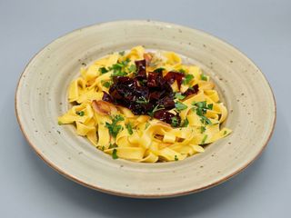 Tagliatelle Aglio, Olio E Peperoncino