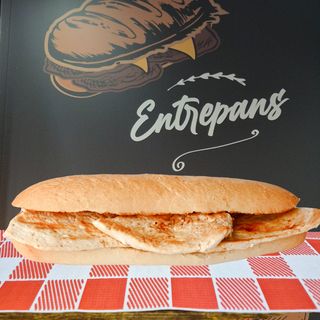 Bocadillo de pechuga de pollo
