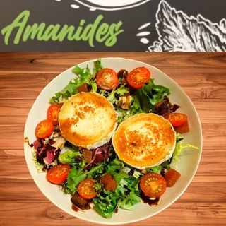 Ensalada de queso de cabra