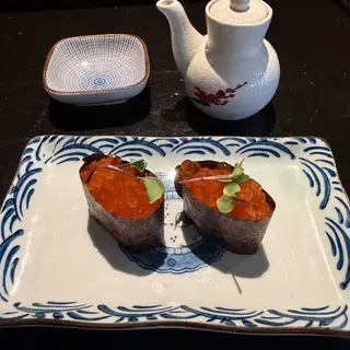 Nigiri Huevas de Salmón