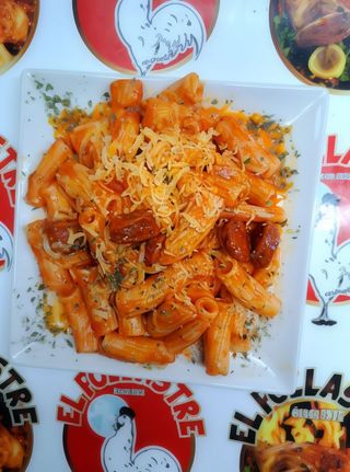 Macarrones con chorizo