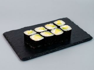 maki aguacate (6 pzas.)