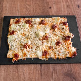 Nova pizza (24x18cm.)