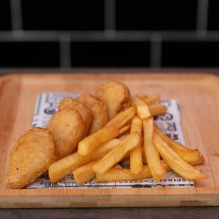Nuggets con patatas
