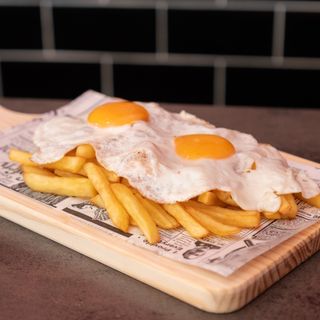 Fritas Con Huevo