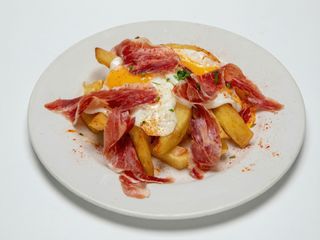 Huevos Estrellados con Jamón Ibérico