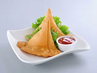 Vegetable Samosa (2 unidades)