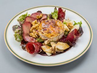 ensalada de cecina y queso de cabra